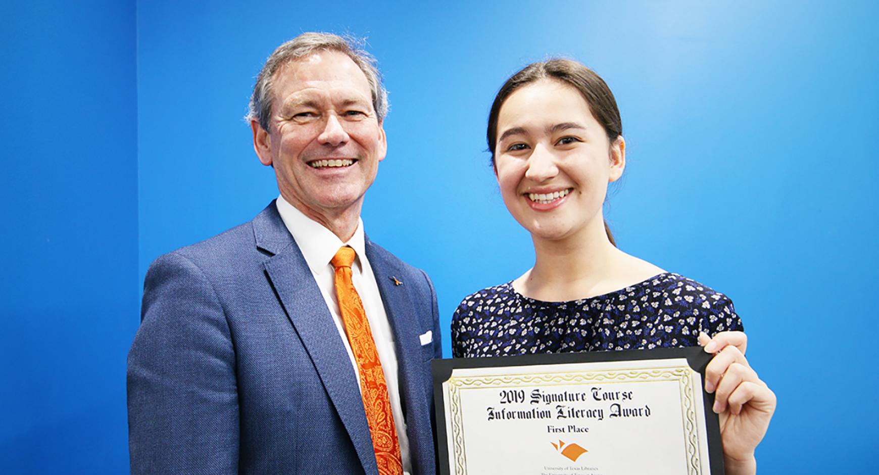 Grace Nguyen with Undergraduate Studies Dean Brent Iverson